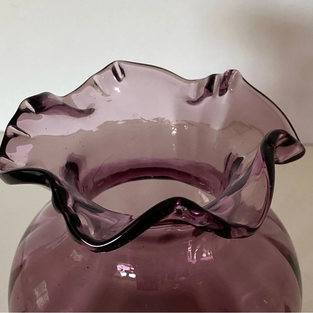 Purple Amethyst Glass Vase Hand Blown Ruffled Top Round Ribbed Bottom Vintage